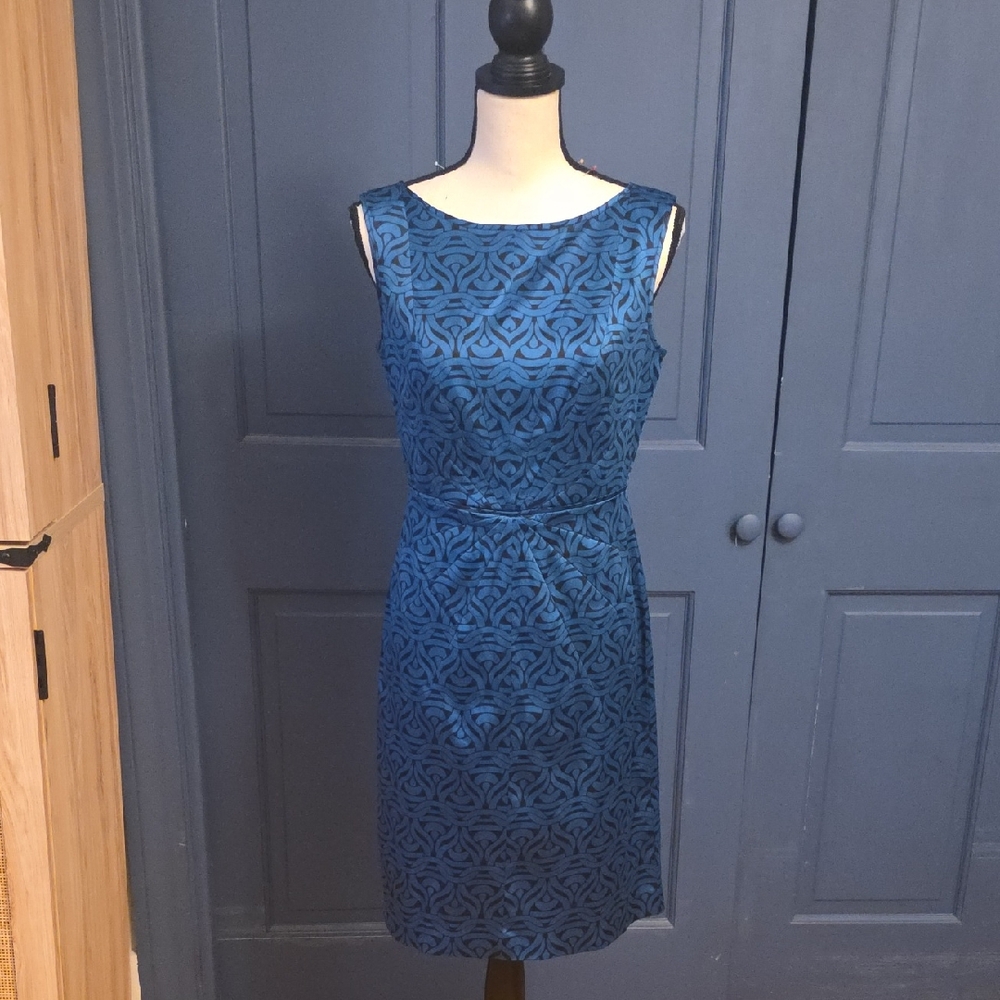 NWOT Banana Republic Blue & Black Patterned Sleeveless Fitted Sheath Dress Sz 4